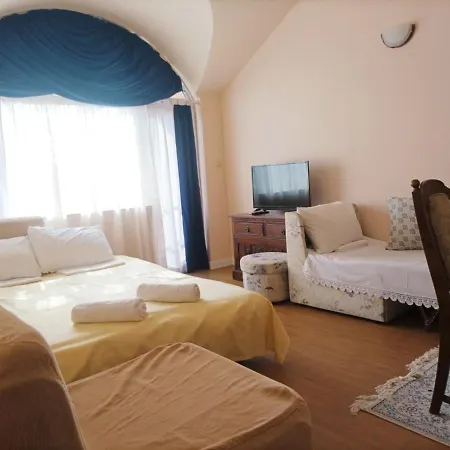 Wild Cherry 2 Bedroom Economy-4 Várna